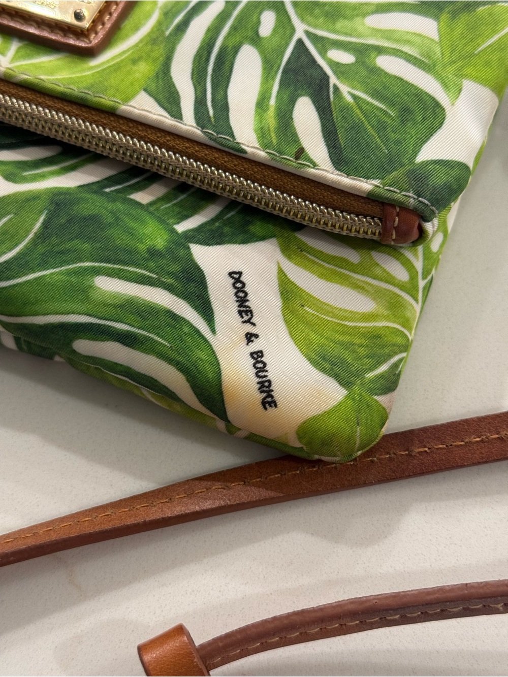 Dooney & Bourke Green Tropical Leaf Crossbody with Tan Strap - Picture 3 of 8